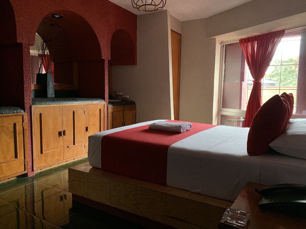 Imagen de la habitación del Hotel Alameda, Cuaut&eacute;moc. Foto 5