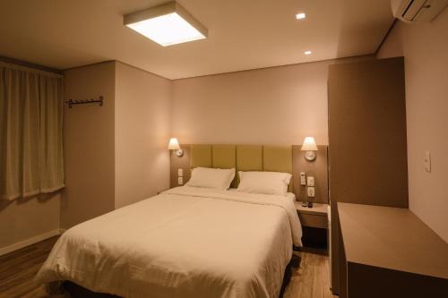Imagen de la habitación del Hotel Alameda Felice. Foto 7