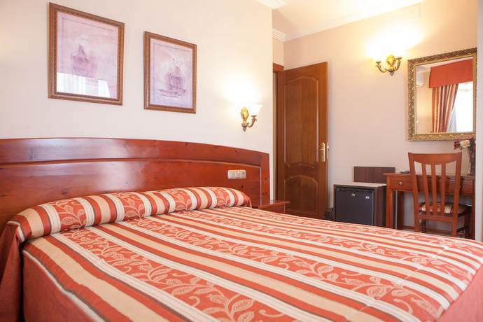 Imagen de la habitación del Hotel Alameda Malaga. Foto 6