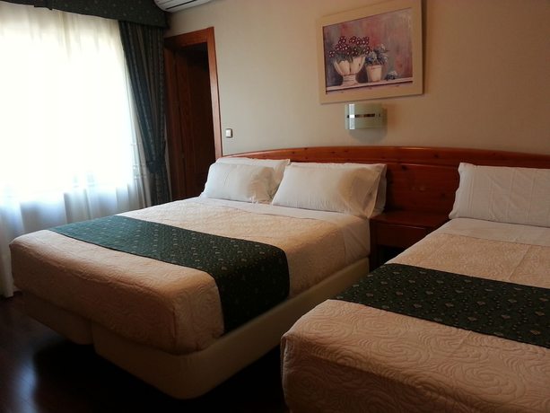 Imagen de la habitación del Hotel Alameda Malaga. Foto 11