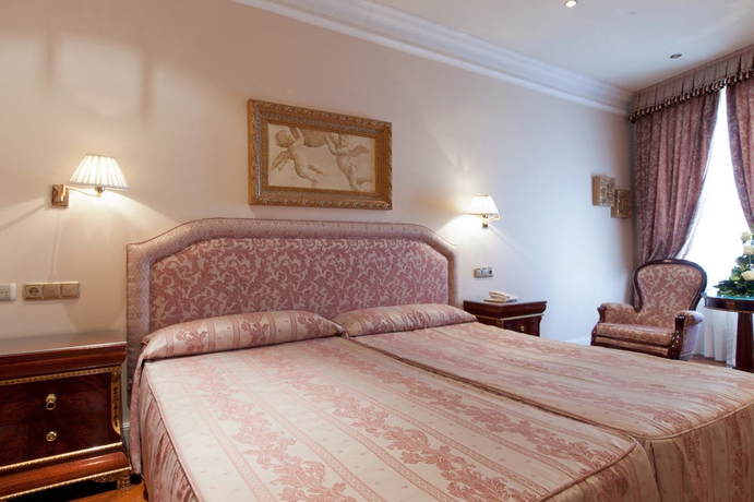 Imagen de la habitación del Hotel Alameda Palace. Foto 4