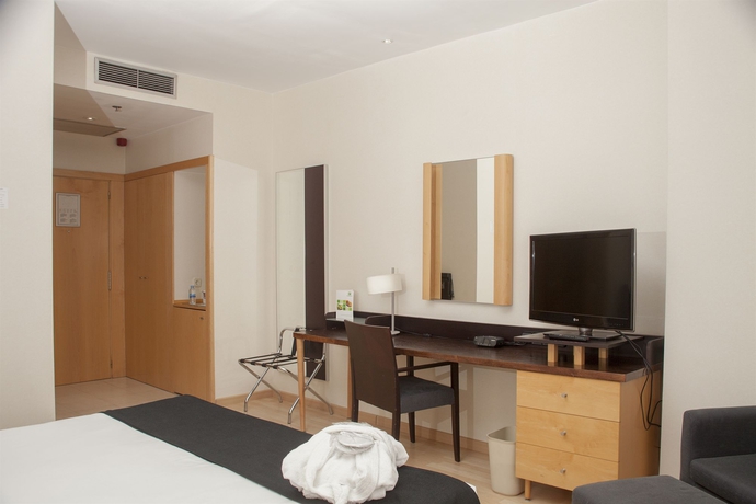 Imagen de la habitación del Hotel Alameda Plaza, Valencia. Foto 7