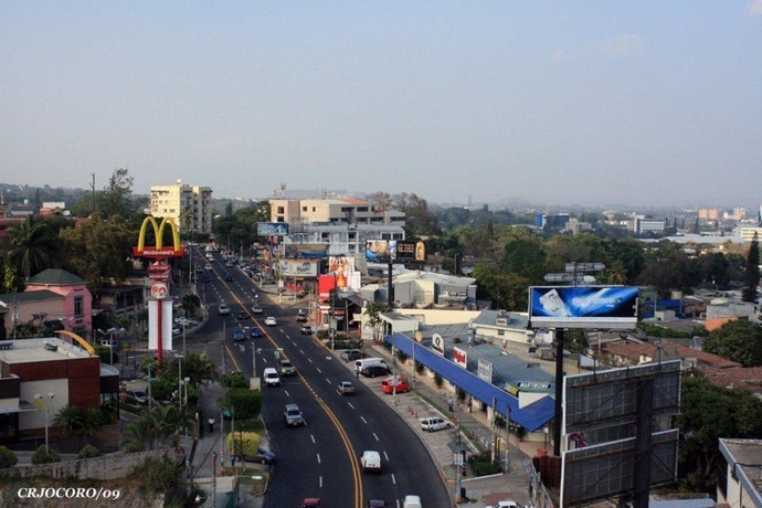 Imagen general del Hotel Alameda, San Salvador. Foto 2