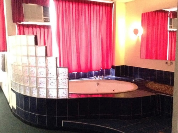 Imagen de la habitación del Hotel Alameda, San Salvador. Foto 8