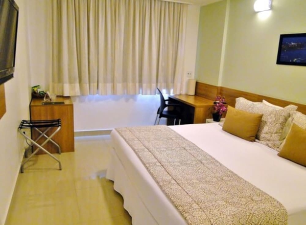 Imagen de la habitación del Hotel Alameda Vit&oacute;ria. Foto 11