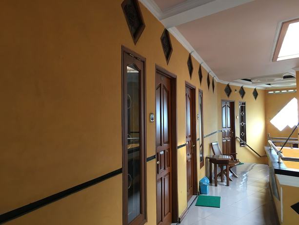 Imagen de los interiores del Hotel Alami near Alun-Alun Klaten. Foto 20