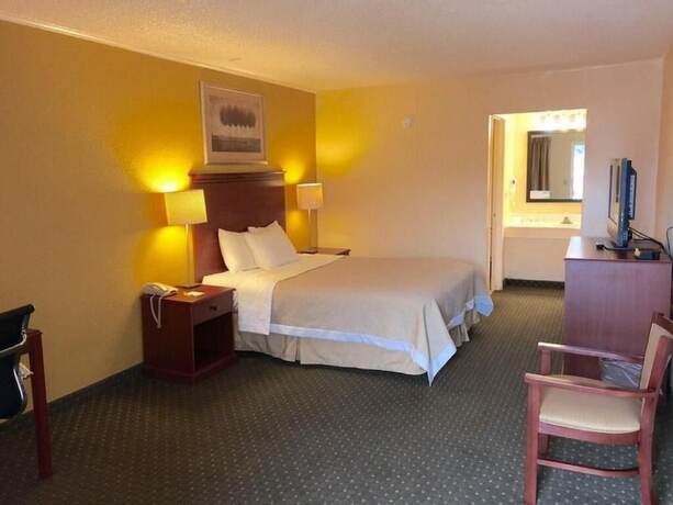 Imagen de la habitación del Hotel Alamo Inn. Foto 4