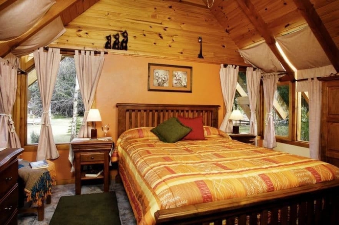 Imagen de la habitación del Hotel Alamos De Meli Tue Caba&ntilde;as. Foto 5