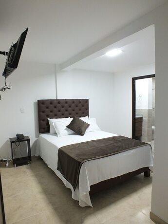 Imagen de la habitación del Hotel Alamos Del Parque. Foto 21