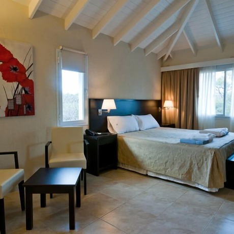 Imagen de la habitación del Hotel Alamos del Mar. Foto 18