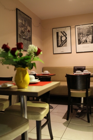 Imagen del bar/restaurante del Hotel Alane. Foto 2