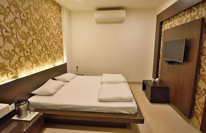 Imagen de la habitación del Hotel Alankar Palace. Foto 5