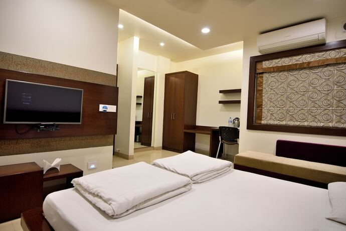 Imagen de la habitación del Hotel Alankar Palace. Foto 11