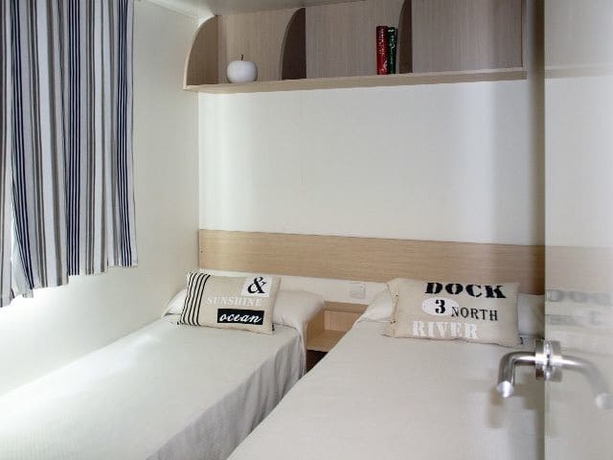 Imagen de la habitación del Hotel Alannia Costa Dorada. Foto 8