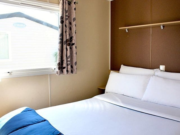 Imagen de la habitación del Hotel Alannia Costa Dorada. Foto 18