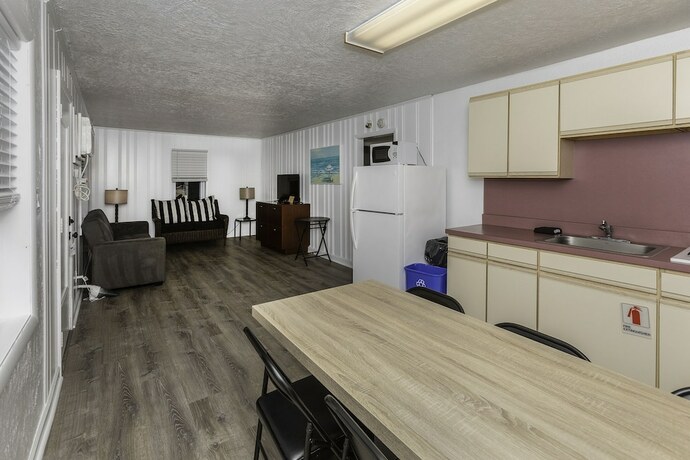 Imagen de la habitación del Hotel Alante Oceanfront Motor. Foto 17
