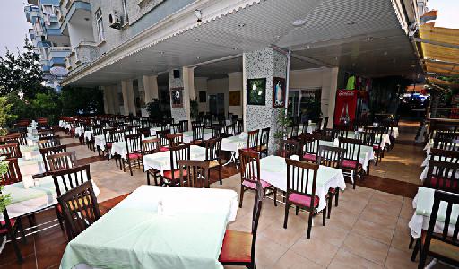 Imagen del bar/restaurante del Hotel Alanya Risus Park. Foto 2