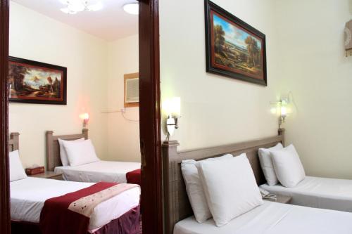 Imagen de la habitación del Hotel Alarraf. Foto 5