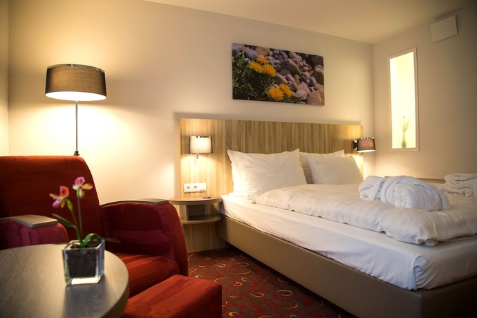 Imagen de la habitación del Hotel Alarun. Foto 13