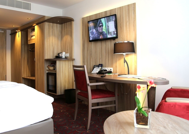 Imagen de la habitación del Hotel Alarun. Foto 16