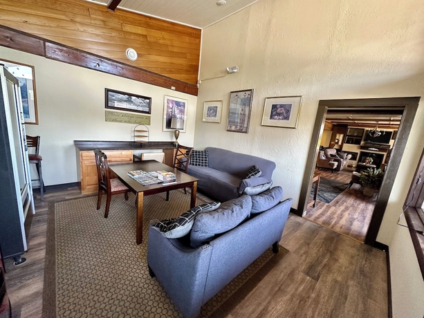 Imagen de los interiores del Hotel Alaska Angler\'s Inn. Foto 12