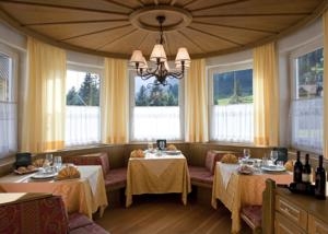 Imagen del bar/restaurante del Hotel Alaska, Campitello di Fassa. Foto 2