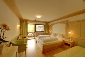 Imagen de la habitación del Hotel Alaska, Selva di Val Gardena. Foto 3
