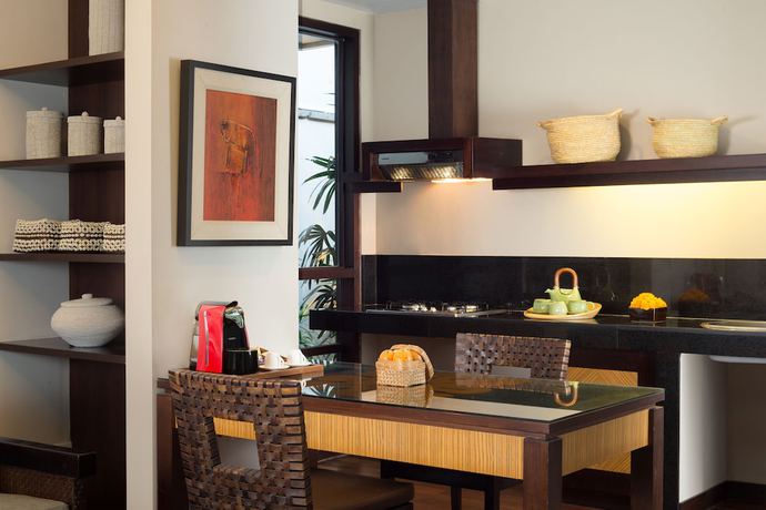 Imagen de la habitación del Hotel Alaya Dedaun Kuta. Foto 6