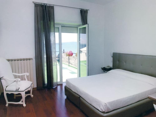 Imagen de la habitación del Hotel Alb. Rist. Alfredo Da Persichella. Foto 7