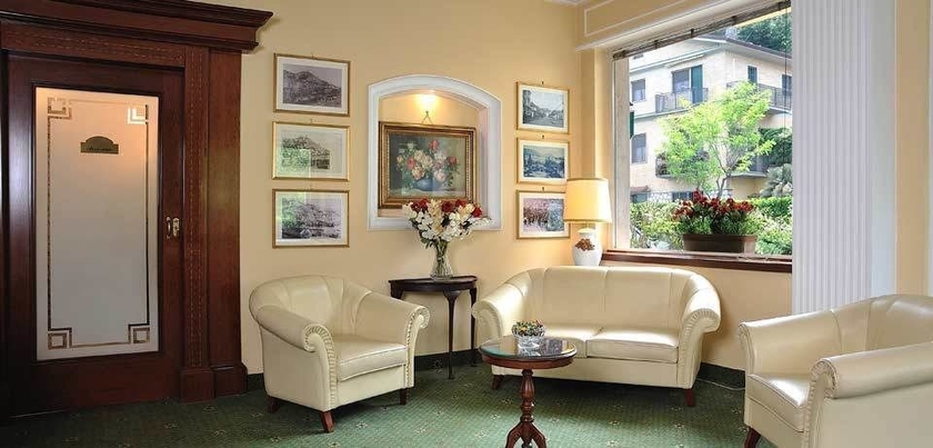 Imagen de los interiores del Hotel Alba Cassino. Foto 17