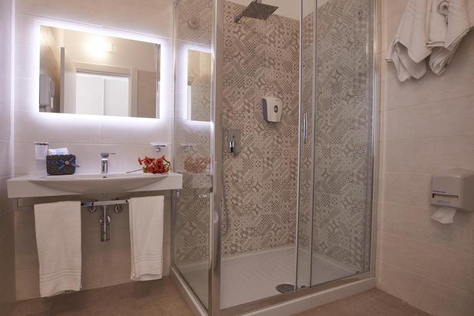 Imagen de la habitación del Hotel Alba D'amore. Foto 7