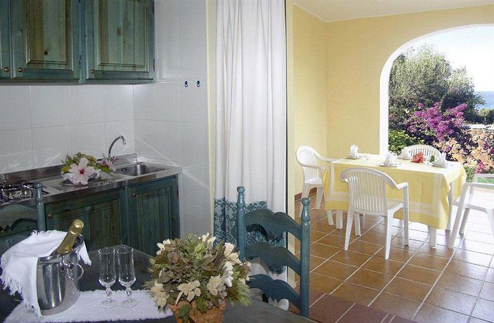 Imagen de la habitación del Hotel Alba Dorata Resort. Foto 3