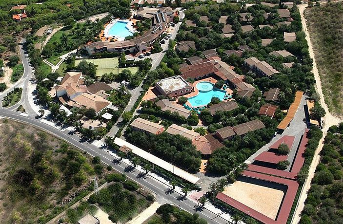 Imagen de la habitación del Hotel Alba Dorata Resort. Foto 4