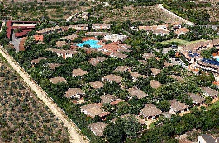 Imagen de los interiores del Hotel Alba Dorata Resort. Foto 11