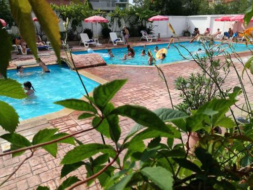 Imagen general del Hotel Alba Family Club. Foto 3