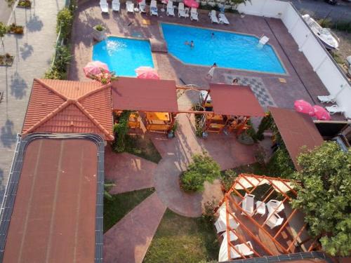 Imagen general del Hotel Alba Family Club. Foto 11