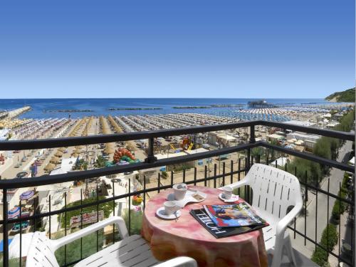 Imagen general del Hotel Alba, Gabicce Mare. Foto 5