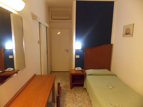 Imagen de la habitación del Hotel Alba, Gallo. Foto 4