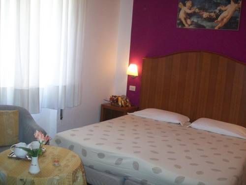 Imagen de la habitación del Hotel Alba, Gallo. Foto 5