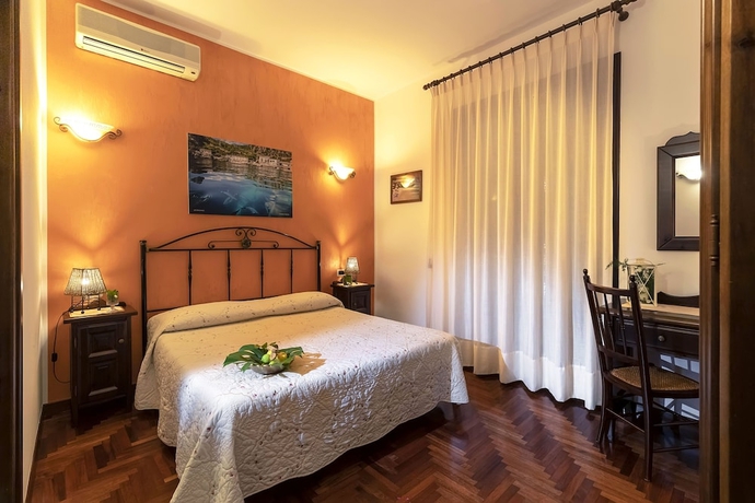 Imagen de la habitación del Hotel Alba Marina Bed and Breakfast. Foto 11