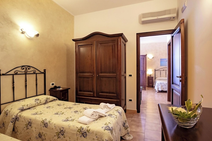 Imagen de la habitación del Hotel Alba Marina Bed and Breakfast. Foto 13