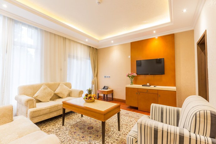 Imagen de la habitación del Hotel Alba Meru. Foto 3