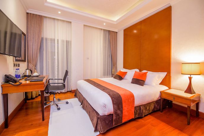 Imagen de la habitación del Hotel Alba Meru. Foto 8