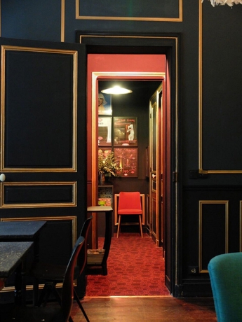 Imagen de los interiores del Hotel Alba Opera. Foto 11