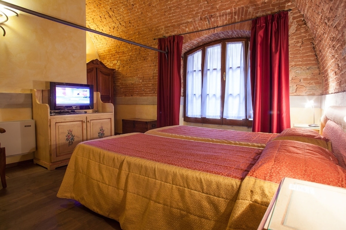 Imagen de la habitación del Hotel Alba Palace, Florencia. Foto 15