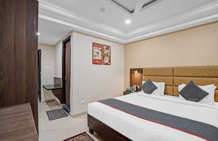 Imagen de la habitación del Hotel Alba Premier. Foto 6