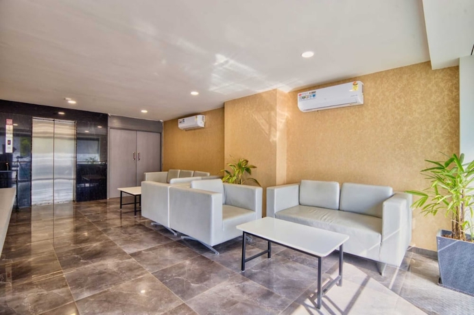 Imagen de los interiores del Hotel Alba Premier. Foto 16