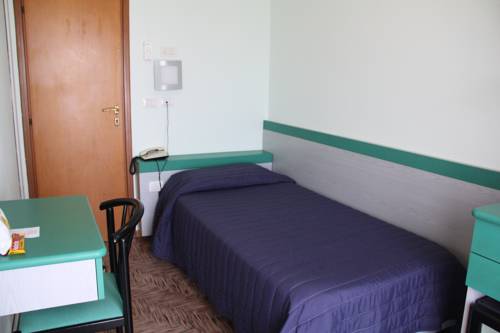 Imagen de la habitación del Hotel Alba, Ravenna. Foto 2