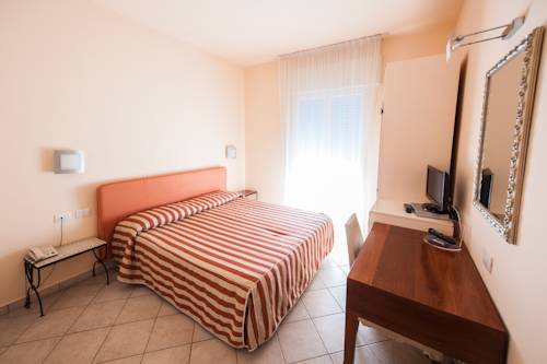 Imagen de la habitación del Hotel Alba, Ravenna. Foto 6