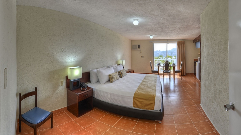 Imagen de la habitación del Hotel Alba Suites Acapulco. Foto 5